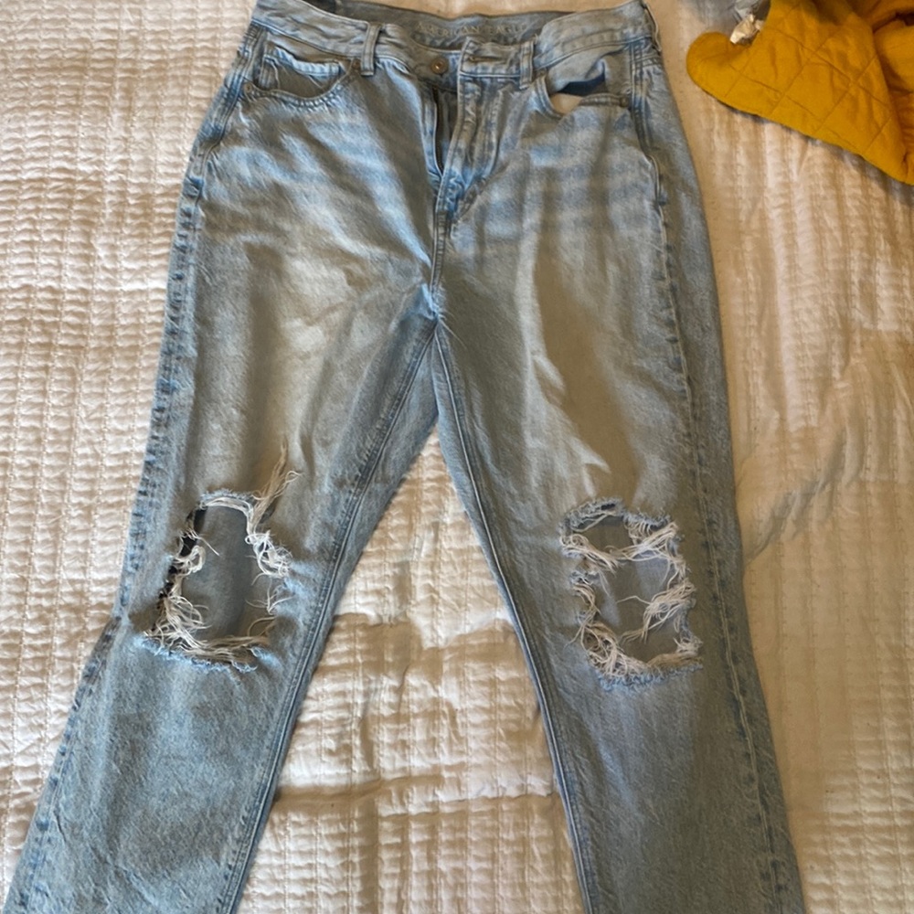 American Eagle Mom Jeans